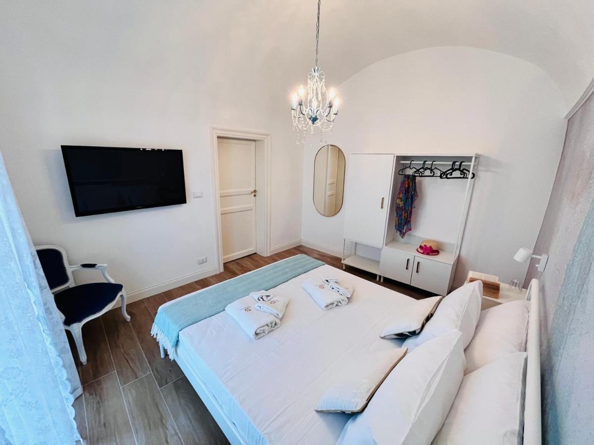 Fiori D'Arancio Apartment แตร์ราซีนี ภายนอก รูปภาพ